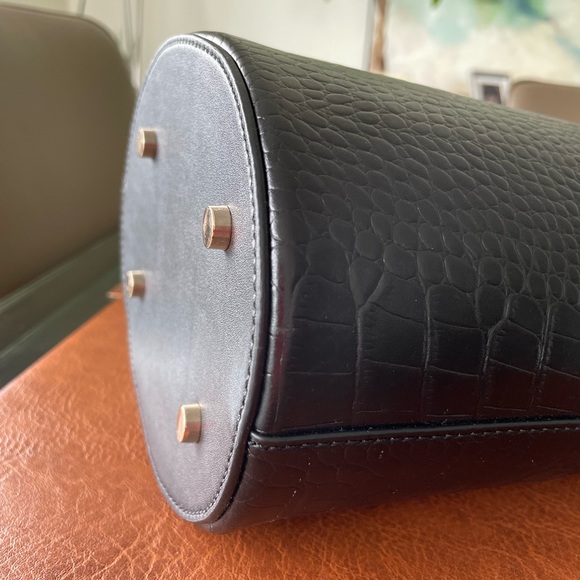 Vegan leather bucket bag - Picture 15 of 15